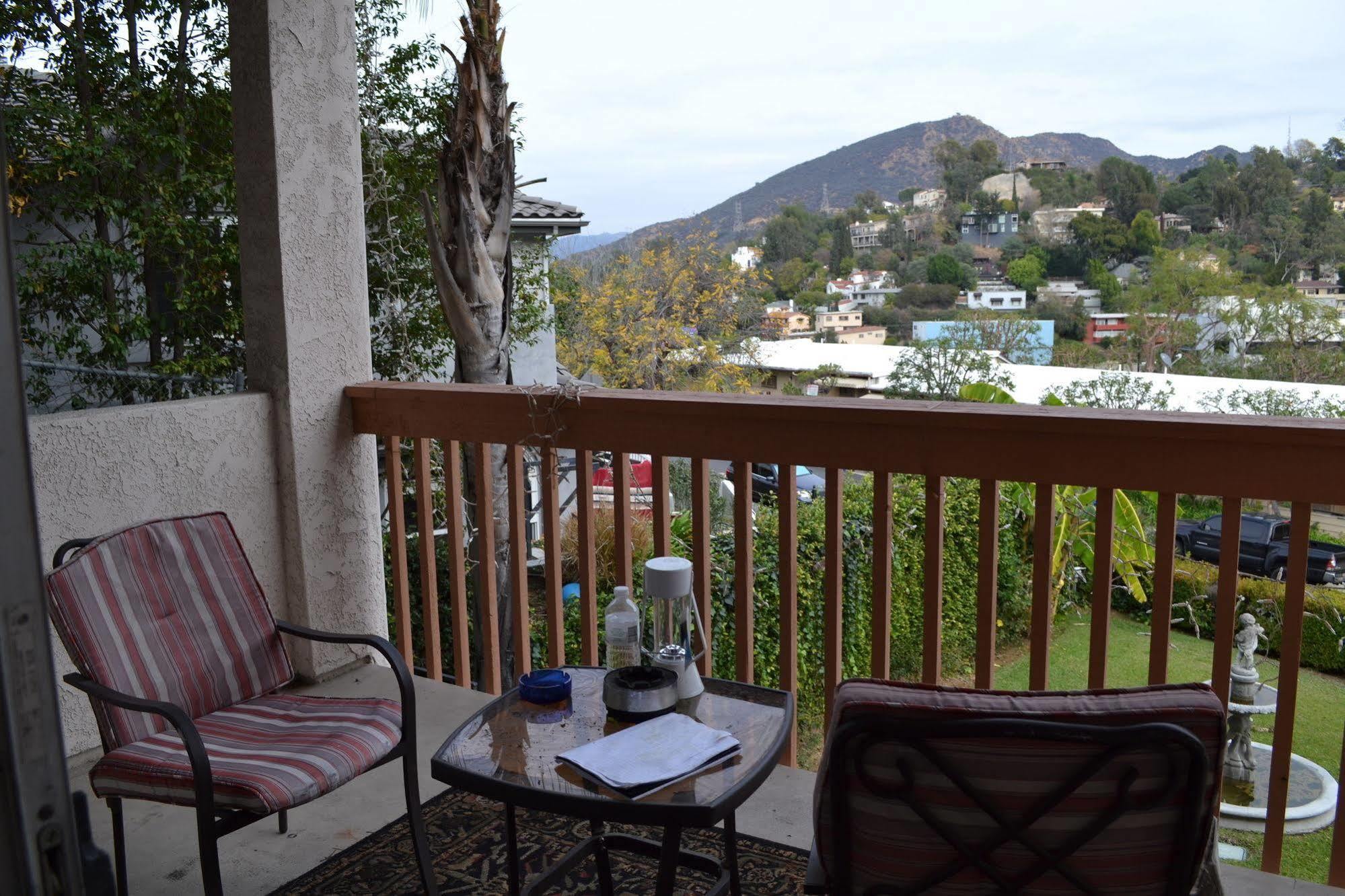 Bed And Breakfast In Hollywood Hills Los Angeles Exterior foto